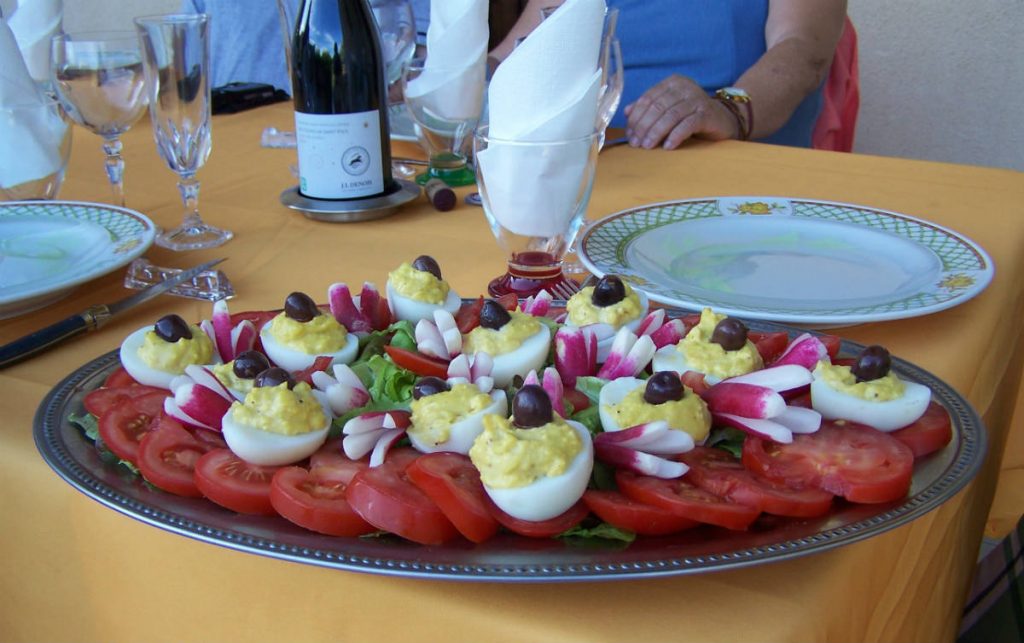 Table d'hôtes Aux 4 Saisons en Ariège Pyrénées - Tomates-oeufs mimosas